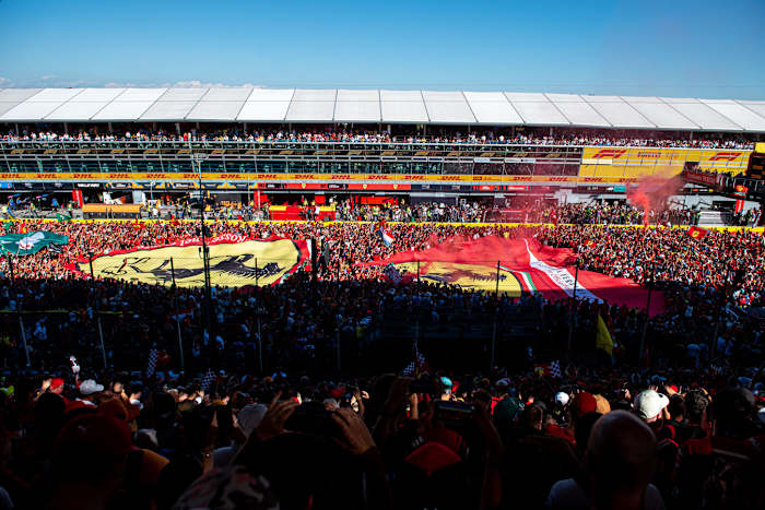 1c1292f2-7531-4db2-8b7e-94746fad8643